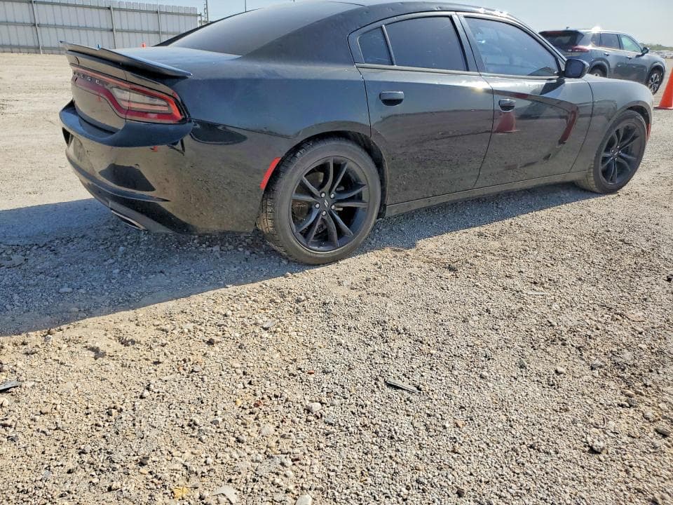 2018 DODGE CHARGER SXT 3