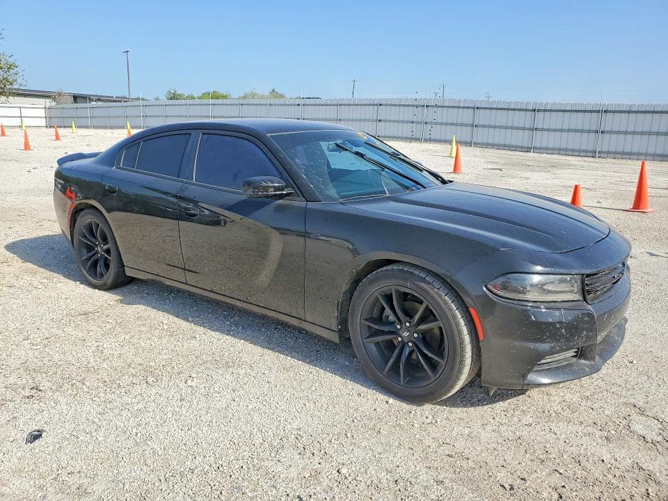 2018 DODGE CHARGER SXT 4
