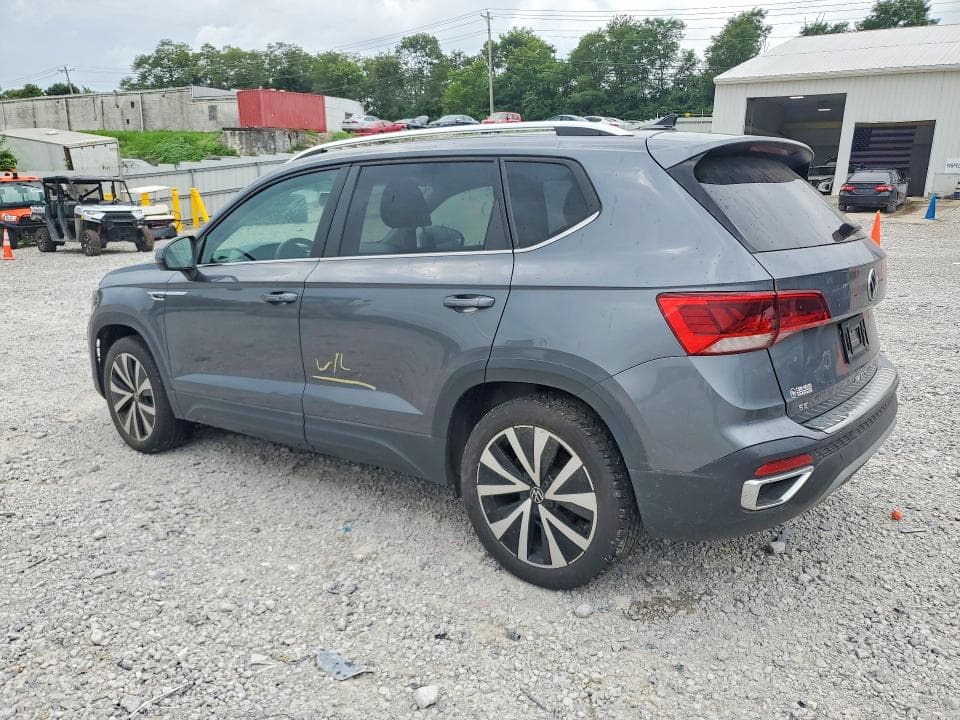 2022 VOLKSWAGEN TAOS SE 2