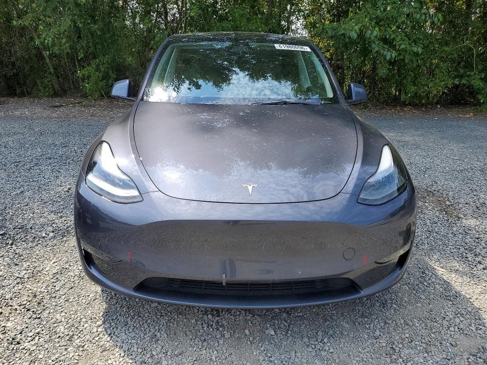 2023 TESLA MODEL Y 5