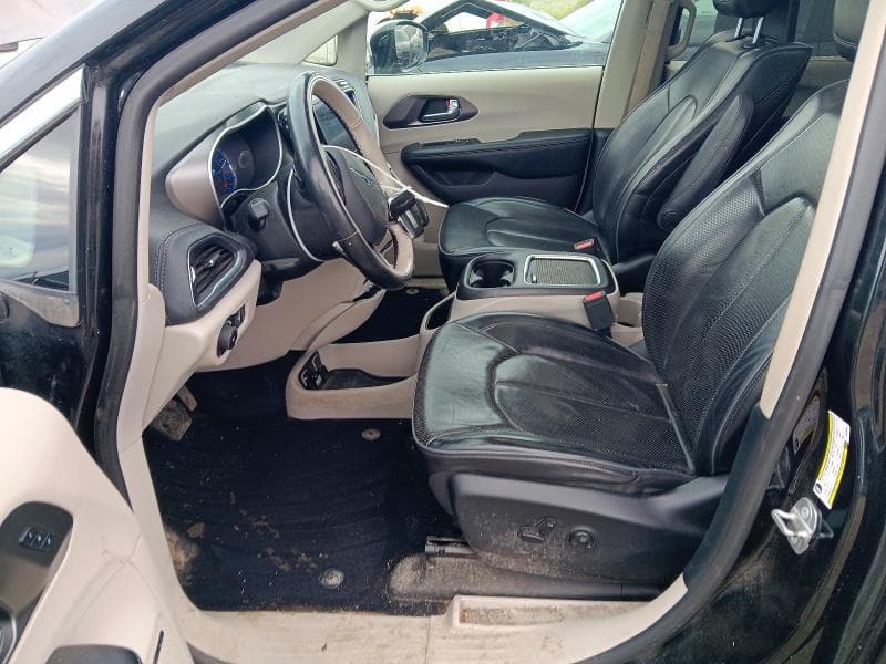 2019 CHRYSLER PACIFICA HYBRID LIMITED 7