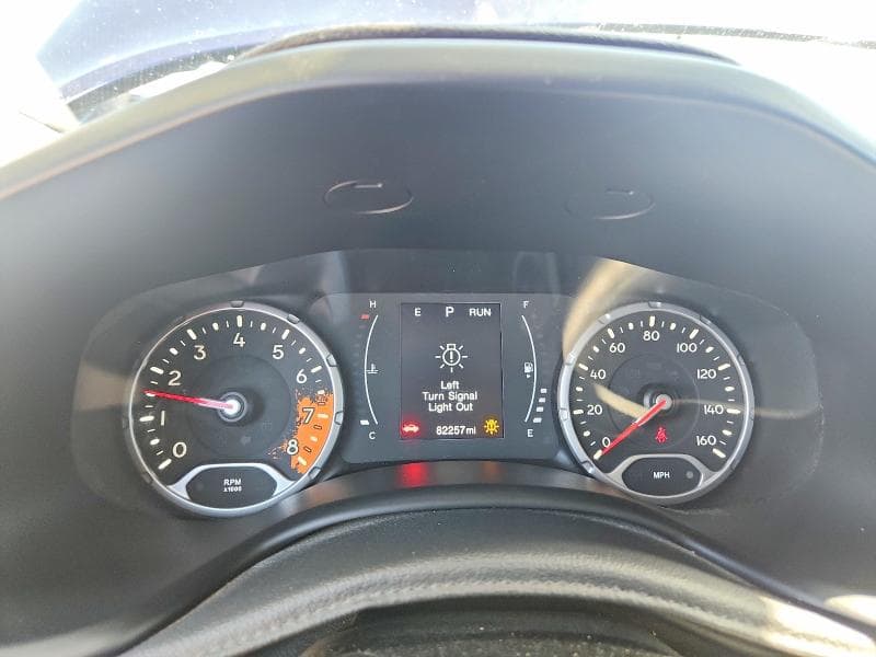 2017 JEEP RENEGADE SPORT 9
