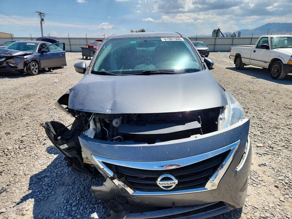 2017 NISSAN VERSA 1.6 S 5
