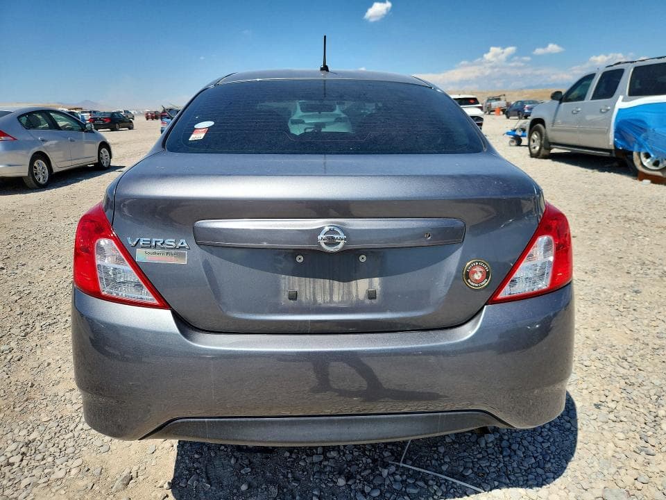2017 NISSAN VERSA 1.6 S 6