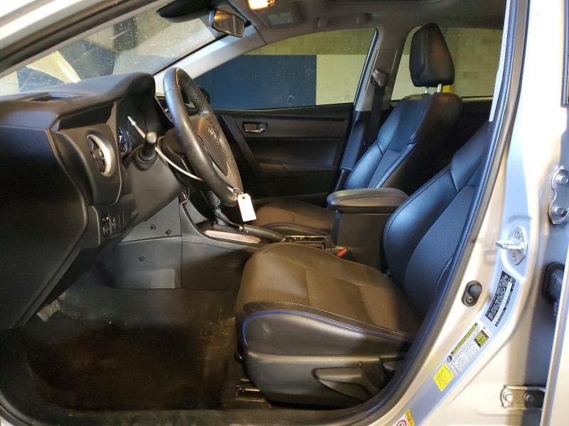 2017 TOYOTA COROLLA SE 7