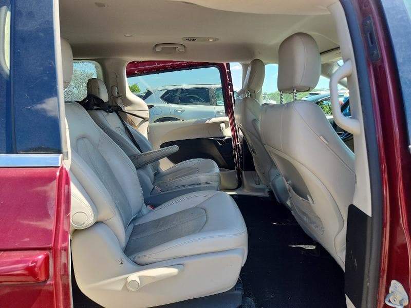 2018 CHRYSLER PACIFICA HYBRID TOURING L 11