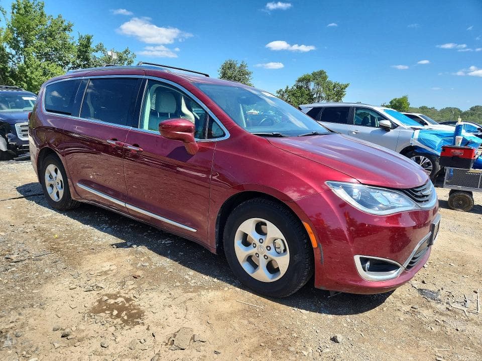 2018 CHRYSLER PACIFICA HYBRID TOURING L 4