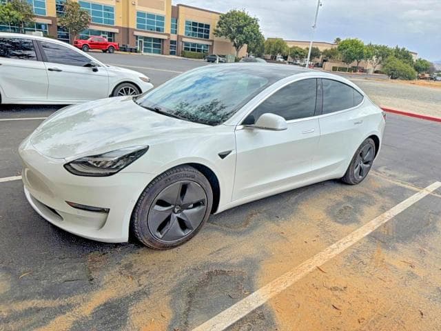 2020 TESLA MODEL 3 2