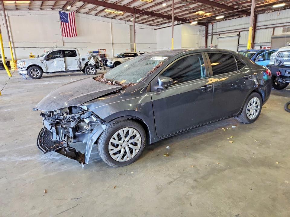2018 TOYOTA COROLLA LE