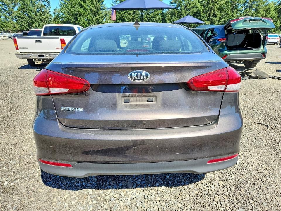 2018 KIA FORTE LX 6