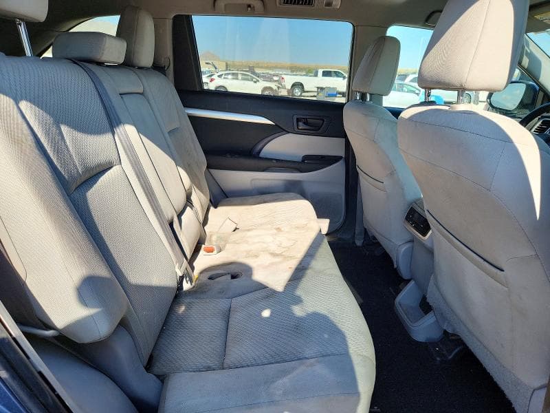 2019 TOYOTA HIGHLANDER LE 11