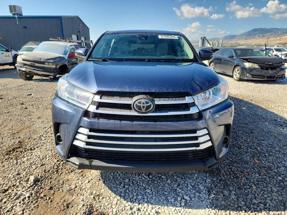 2019 TOYOTA HIGHLANDER LE 5