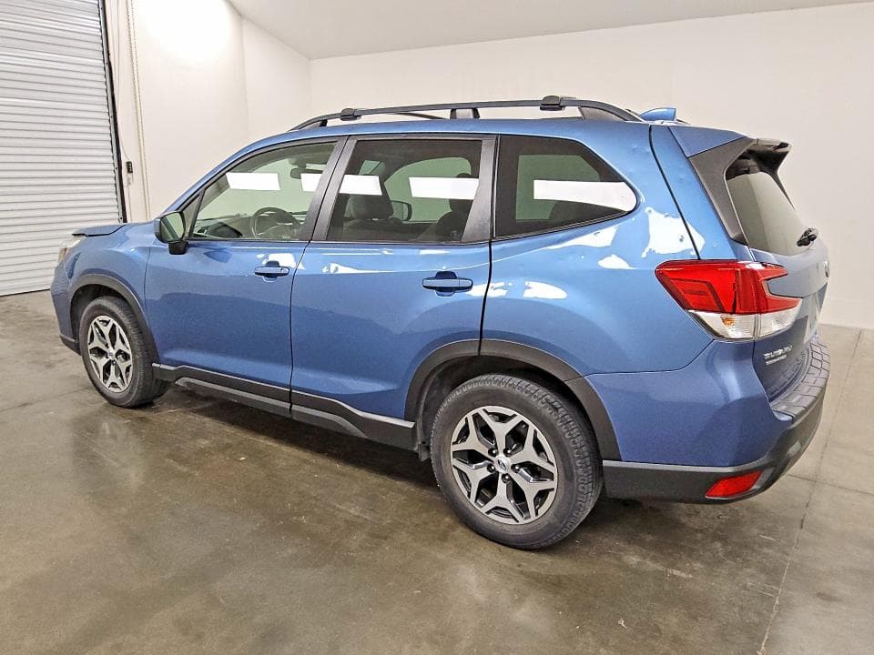 2021 SUBARU FORESTER PREMIUM 2