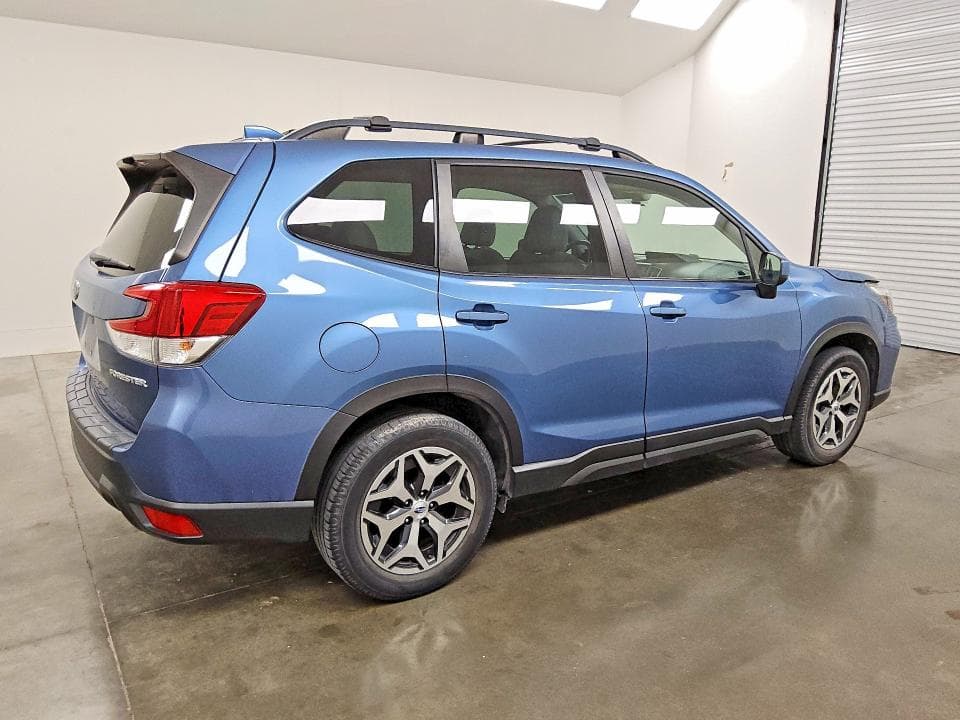 2021 SUBARU FORESTER PREMIUM 3