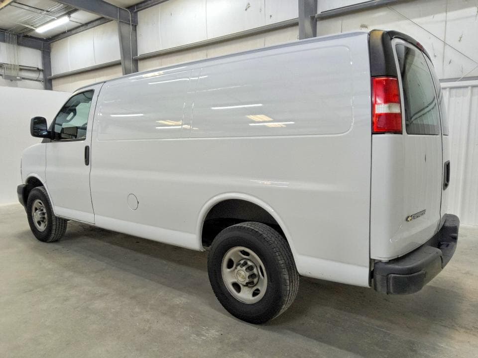 2022 CHEVROLET EXPRESS G2500 2