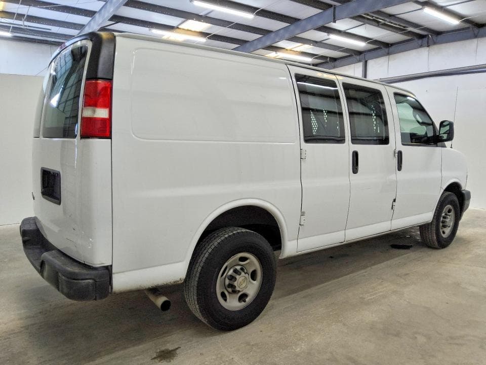 2022 CHEVROLET EXPRESS G2500 3