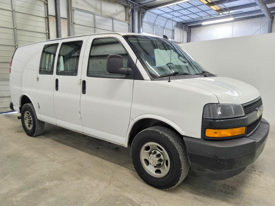 2022 CHEVROLET EXPRESS G2500 4