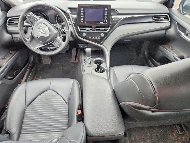 2021 TOYOTA CAMRY SE 8