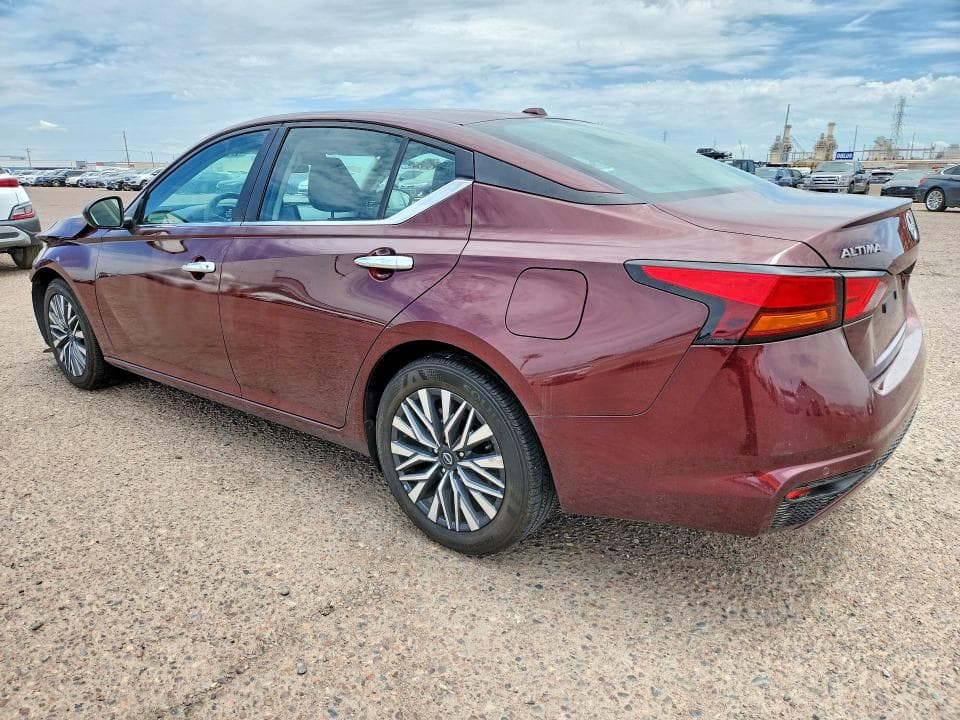 2024 NISSAN ALTIMA SV 2