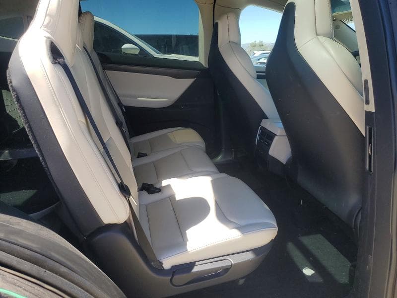 2018 TESLA MODEL X 11