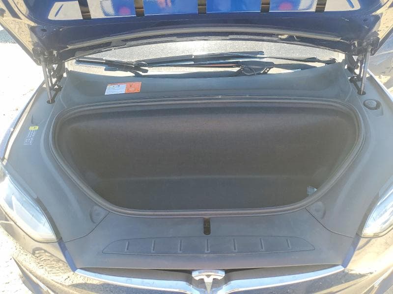 2018 TESLA MODEL X 12