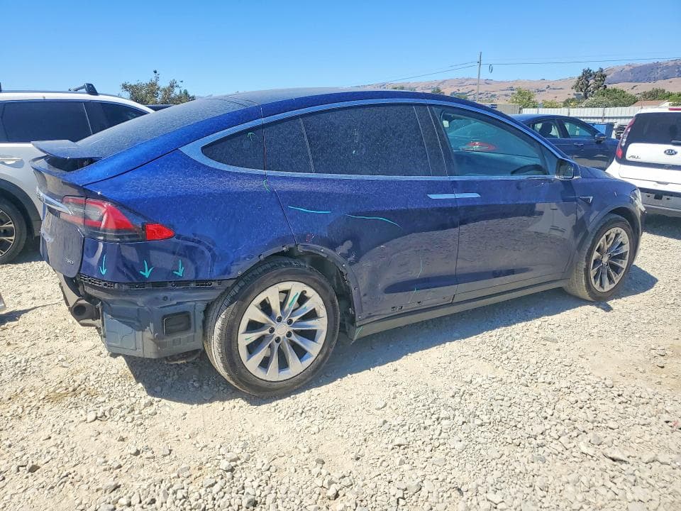 2018 TESLA MODEL X 3
