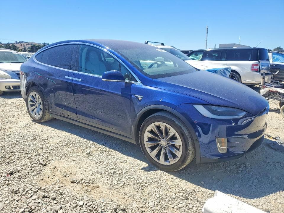 2018 TESLA MODEL X 4