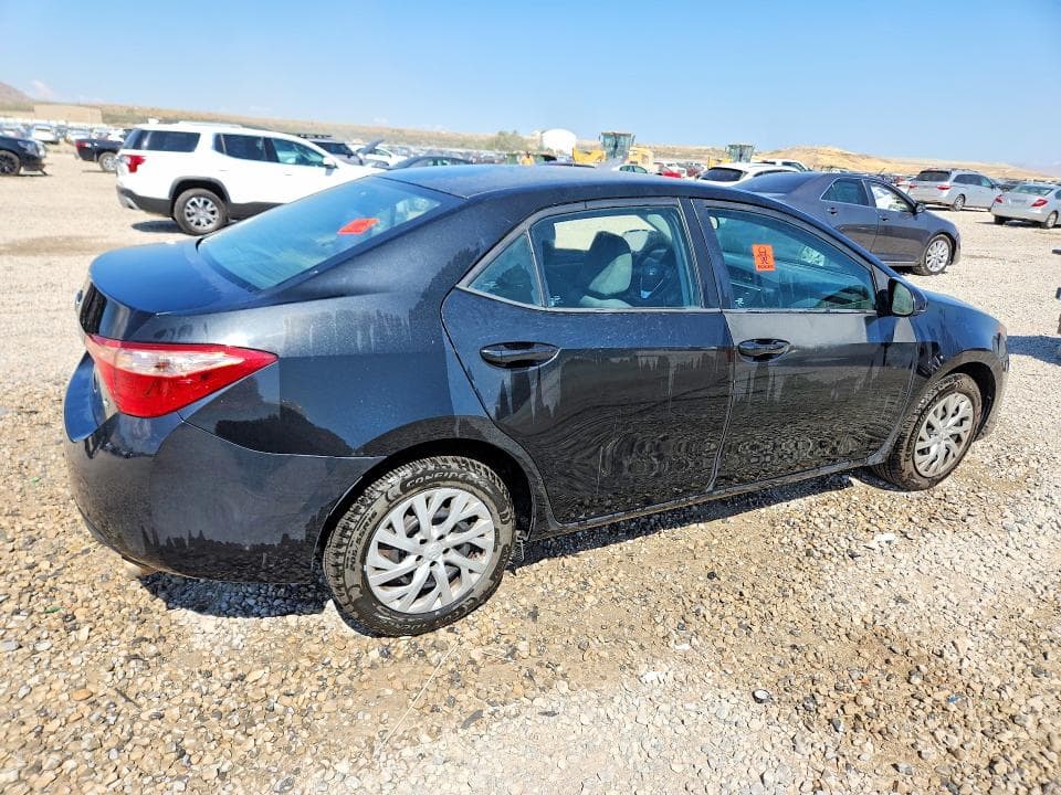 2017 TOYOTA COROLLA LE 3