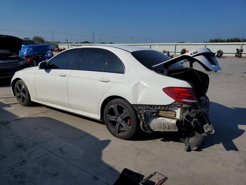 2018 MERCEDES-BENZ E 300 2