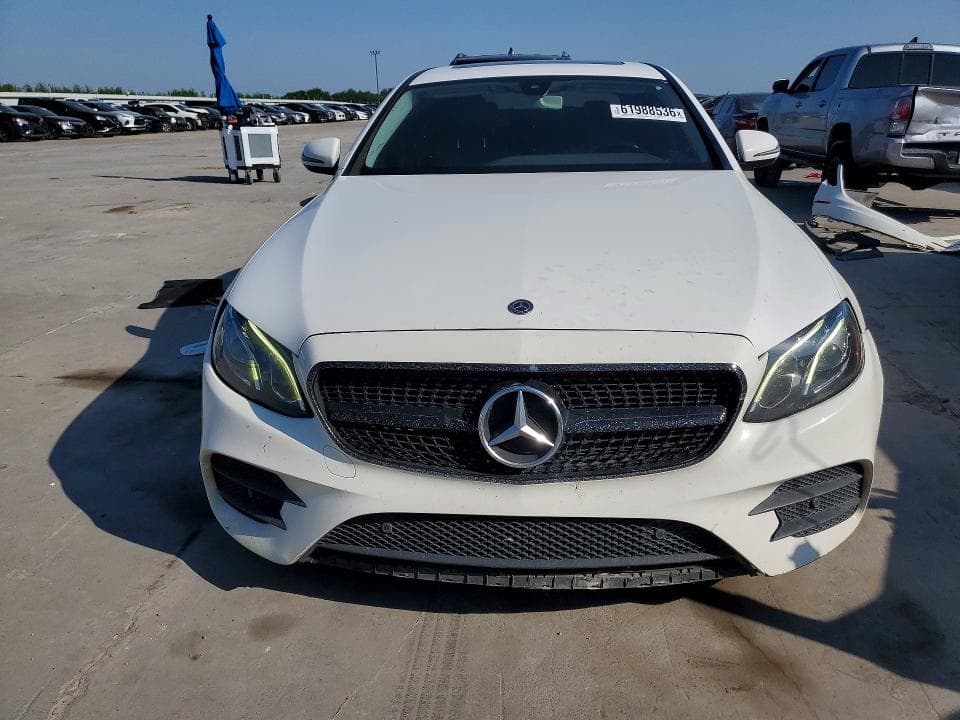 2018 MERCEDES-BENZ E 300 5