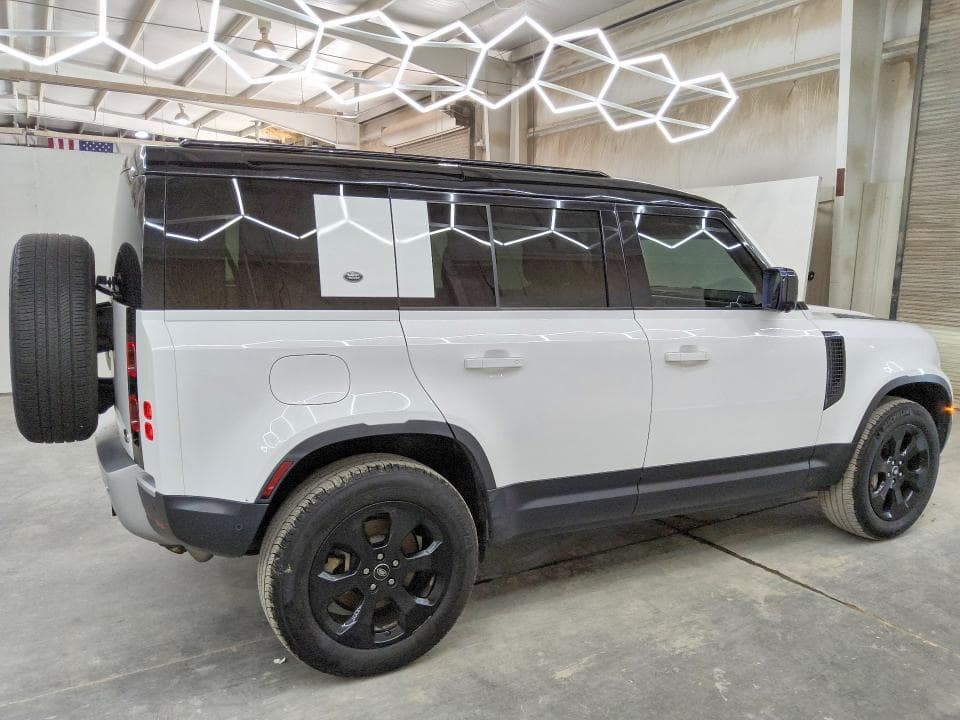 2020 LAND ROVER DEFENDER 110 HSE 3