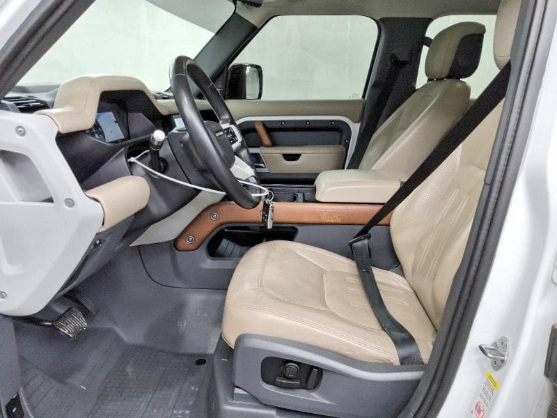 2020 LAND ROVER DEFENDER 110 HSE 7