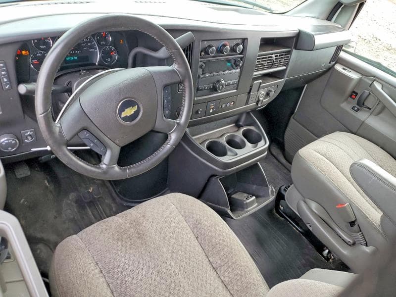 2023 CHEVROLET EXPRESS 8