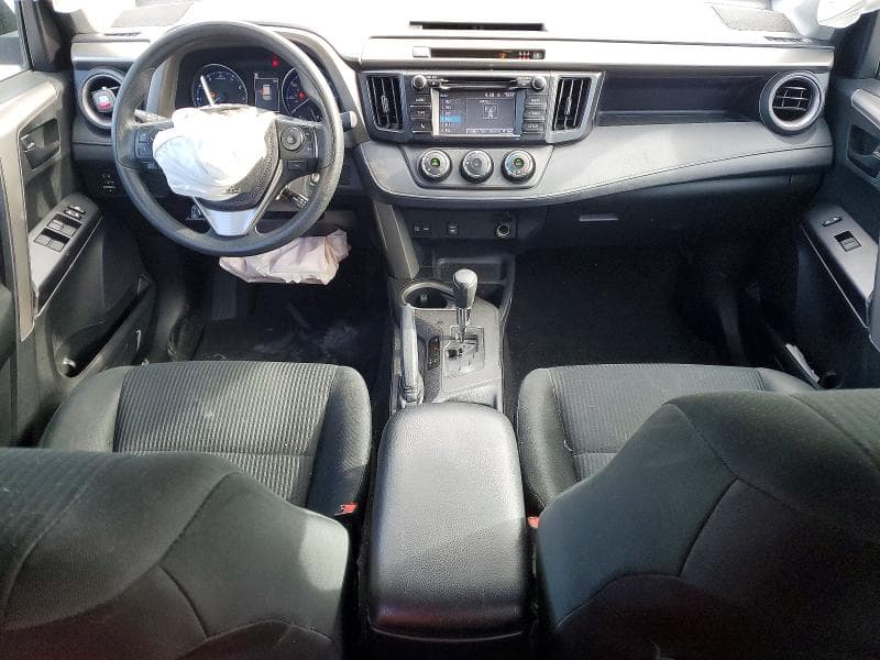 2018 TOYOTA RAV4 LE 8