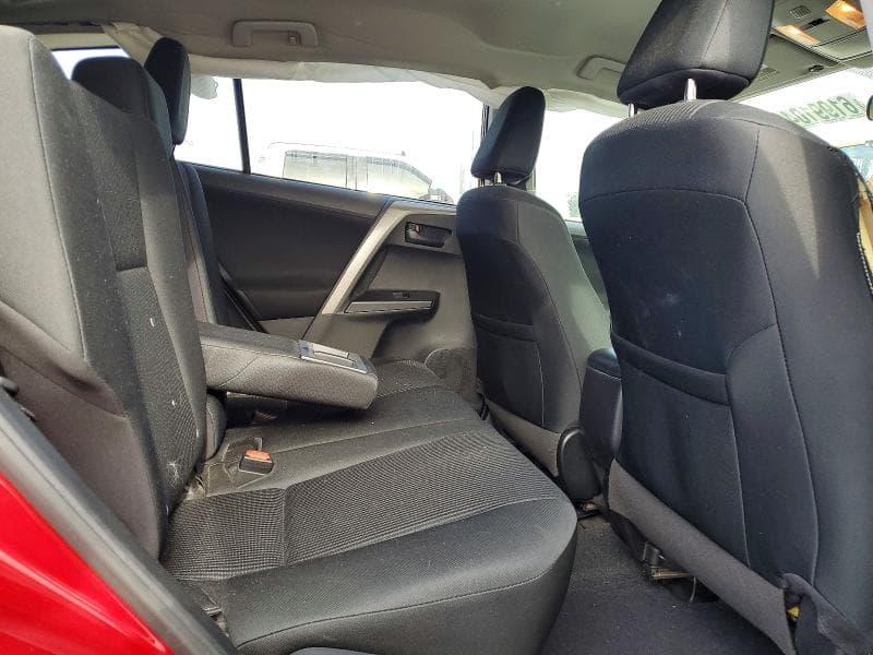 2018 TOYOTA RAV4 LE 10