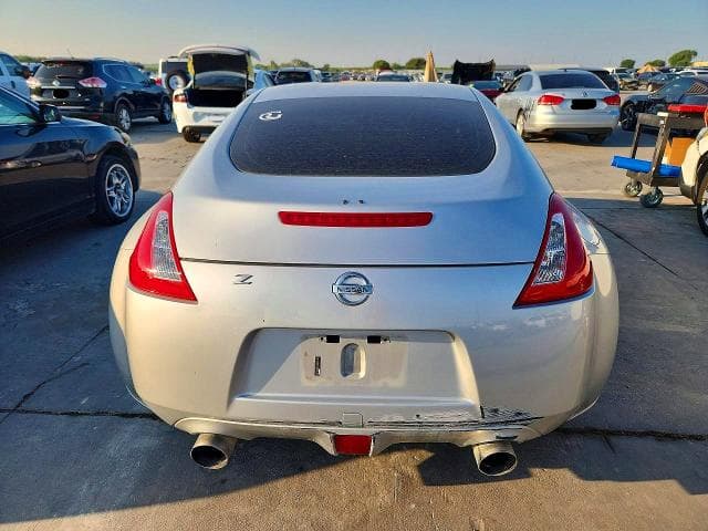 2017 NISSAN 370Z BASE 6