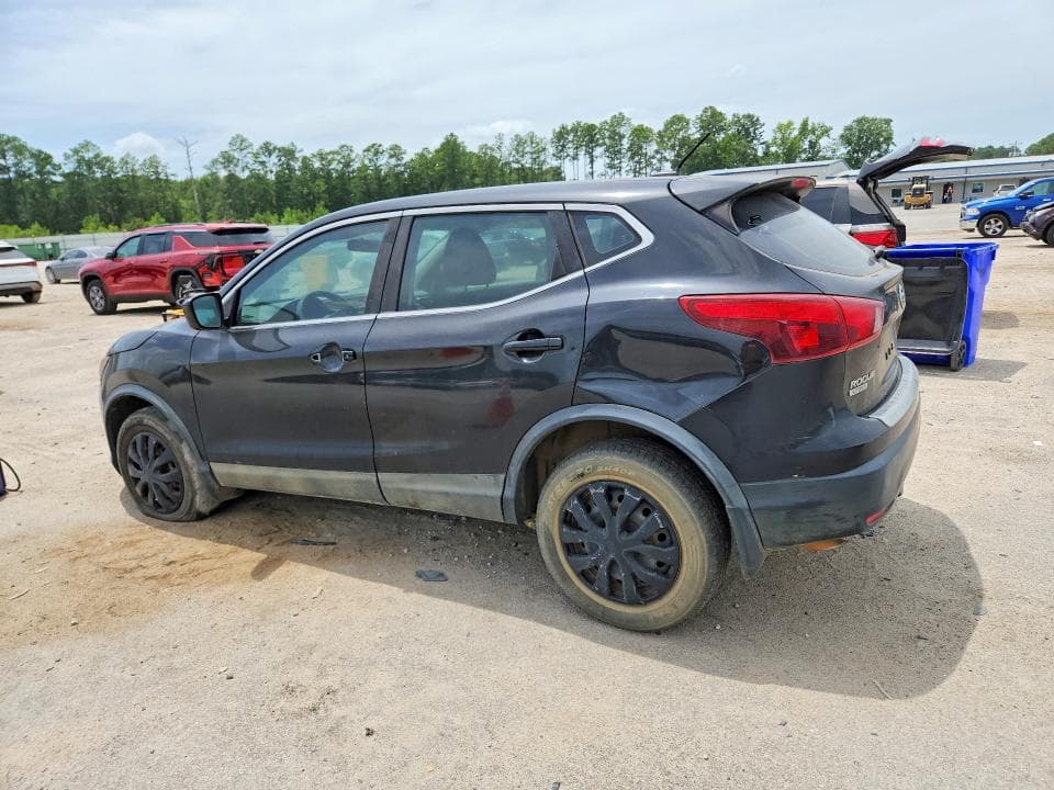 2018 NISSAN ROGUE SPORT S 2