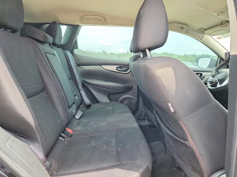 2018 NISSAN ROGUE SPORT S 10