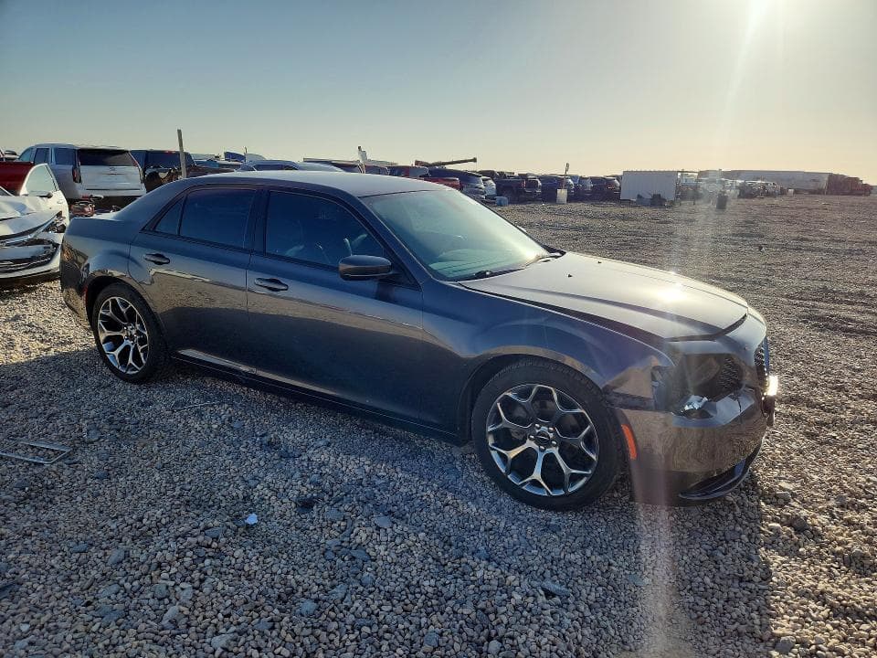2018 CHRYSLER 300 S 4