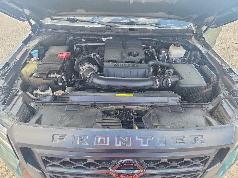 2024 NISSAN FRONTIER PRO-X 11