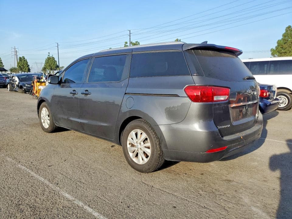 2018 KIA SEDONA LX 2
