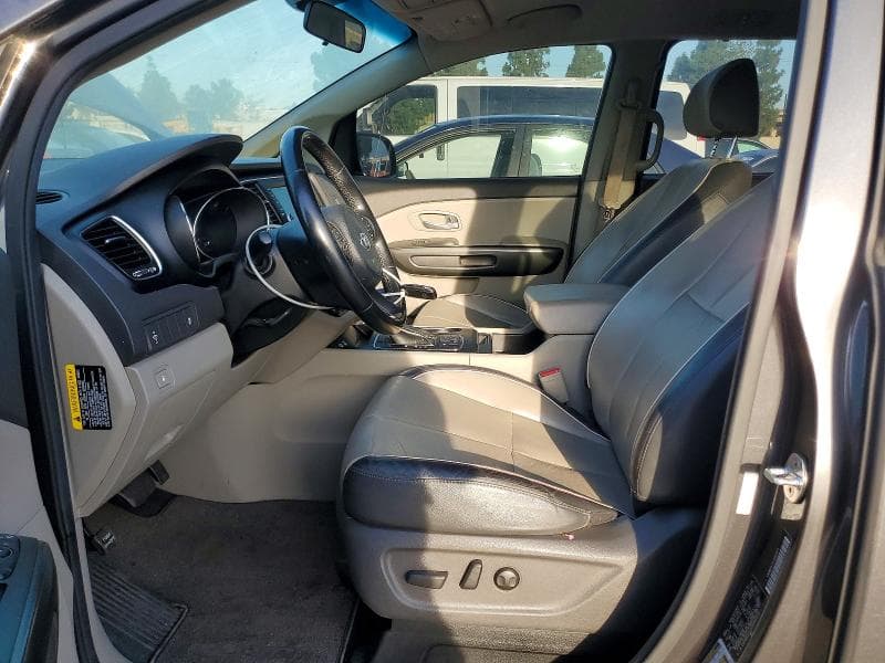2018 KIA SEDONA LX 7
