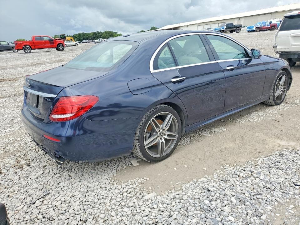 2018 MERCEDES-BENZ E 300 3