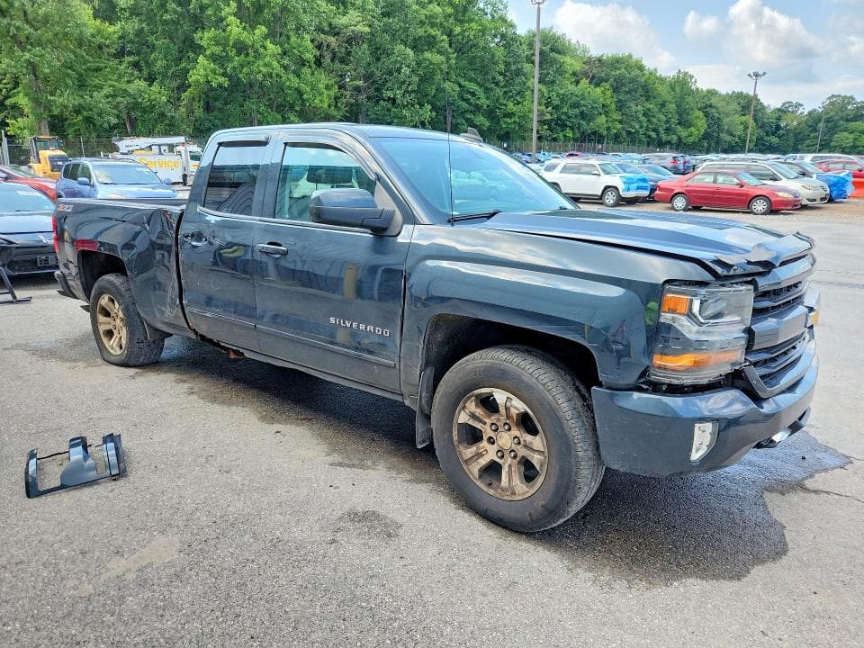 2017 CHEVROLET SILVERADO K1500 LT 4