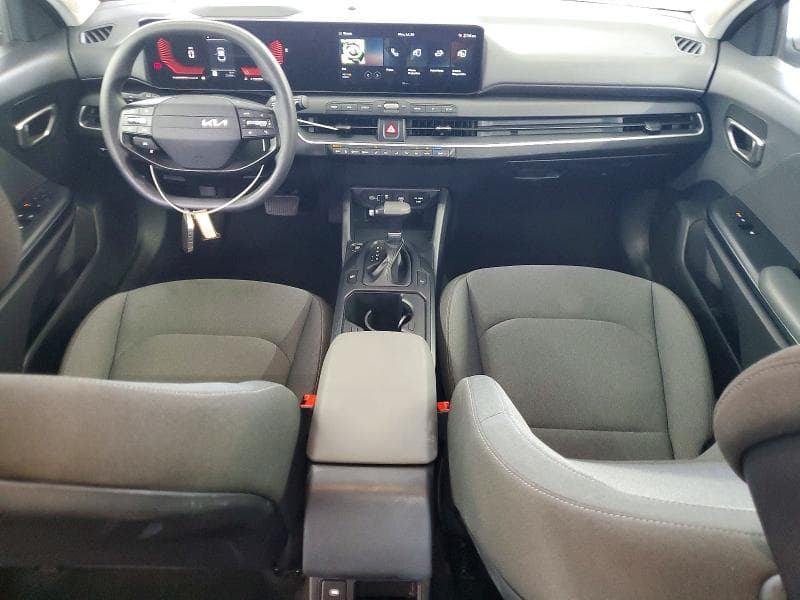2025 KIA K4 LXS 8