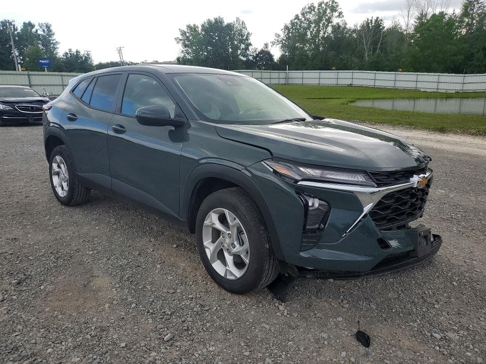 2025 CHEVROLET TRAX LS 4