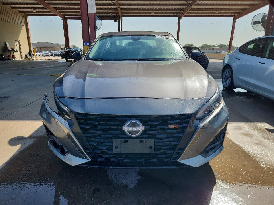 2025 NISSAN ALTIMA SR 5