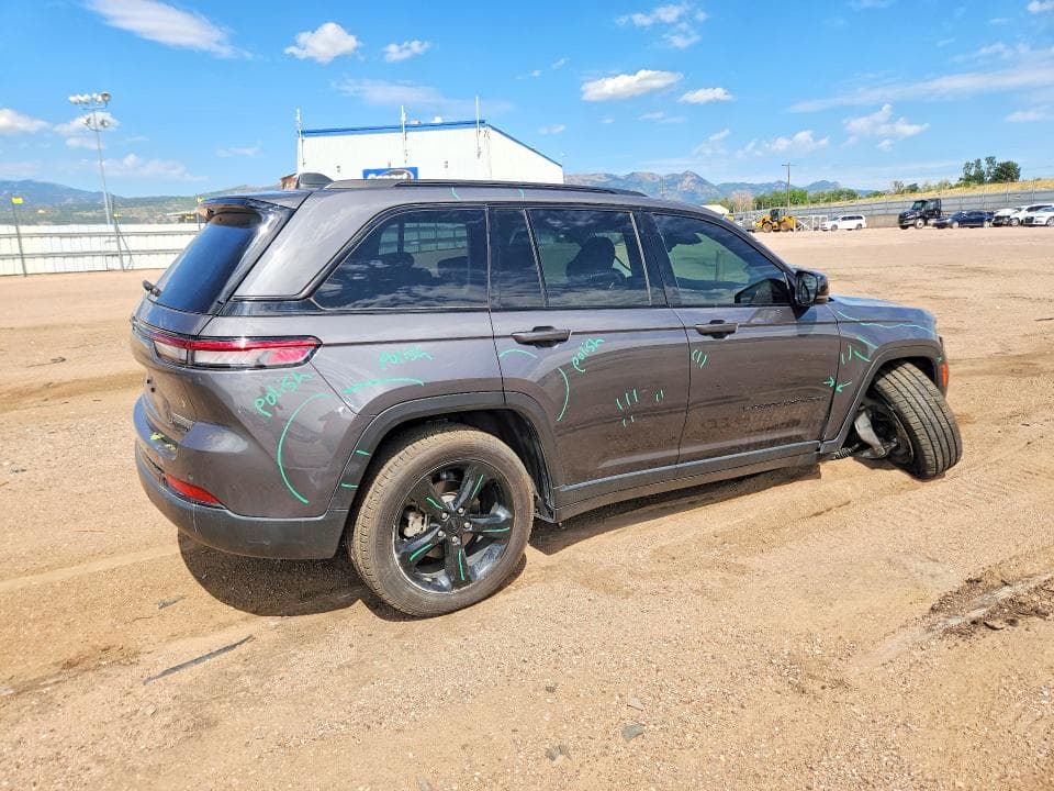 2023 JEEP GRAND CHEROKEE LIMITED 3