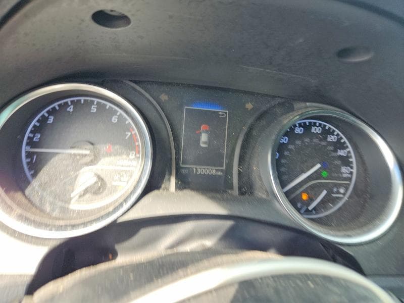 2018 TOYOTA CAMRY SE 9