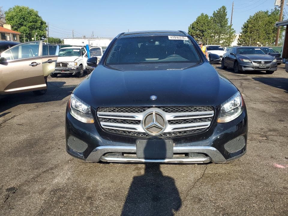 2017 MERCEDES-BENZ GLC 300 4MATIC 5